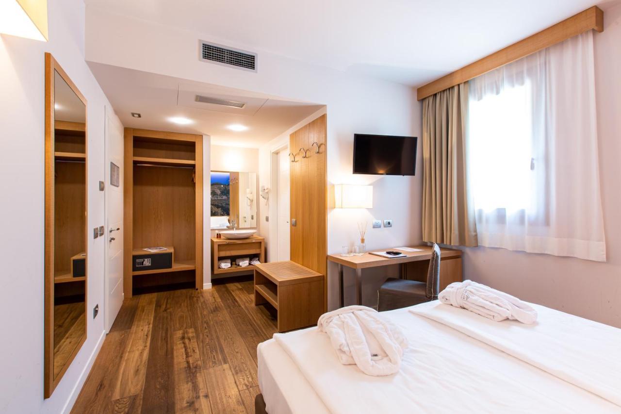 Wine Retici Balzi Hotel Poggiridenti