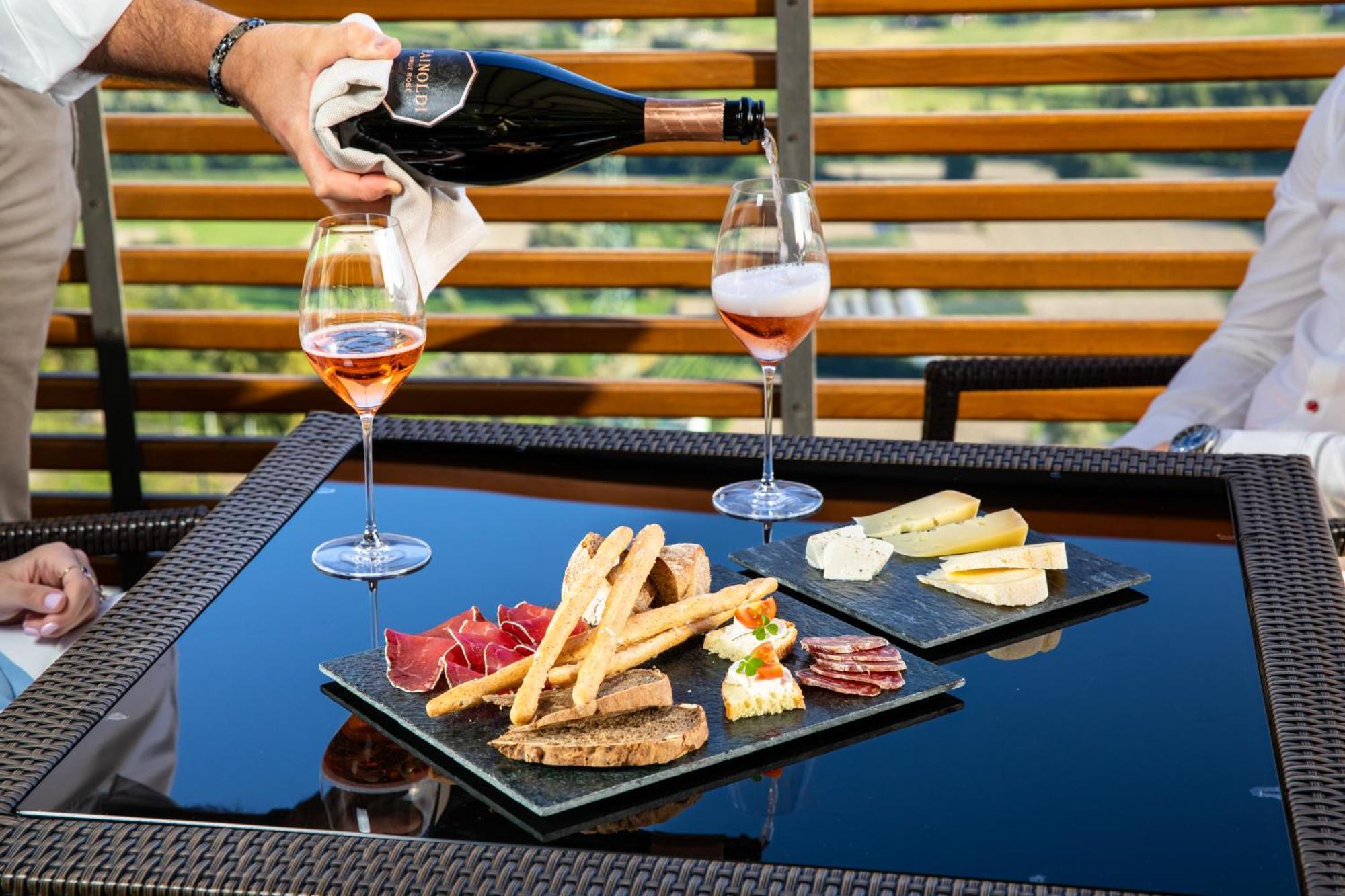 Hotel Wine Retici Balzi