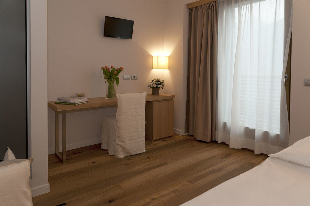 Wine Retici Balzi Hotel